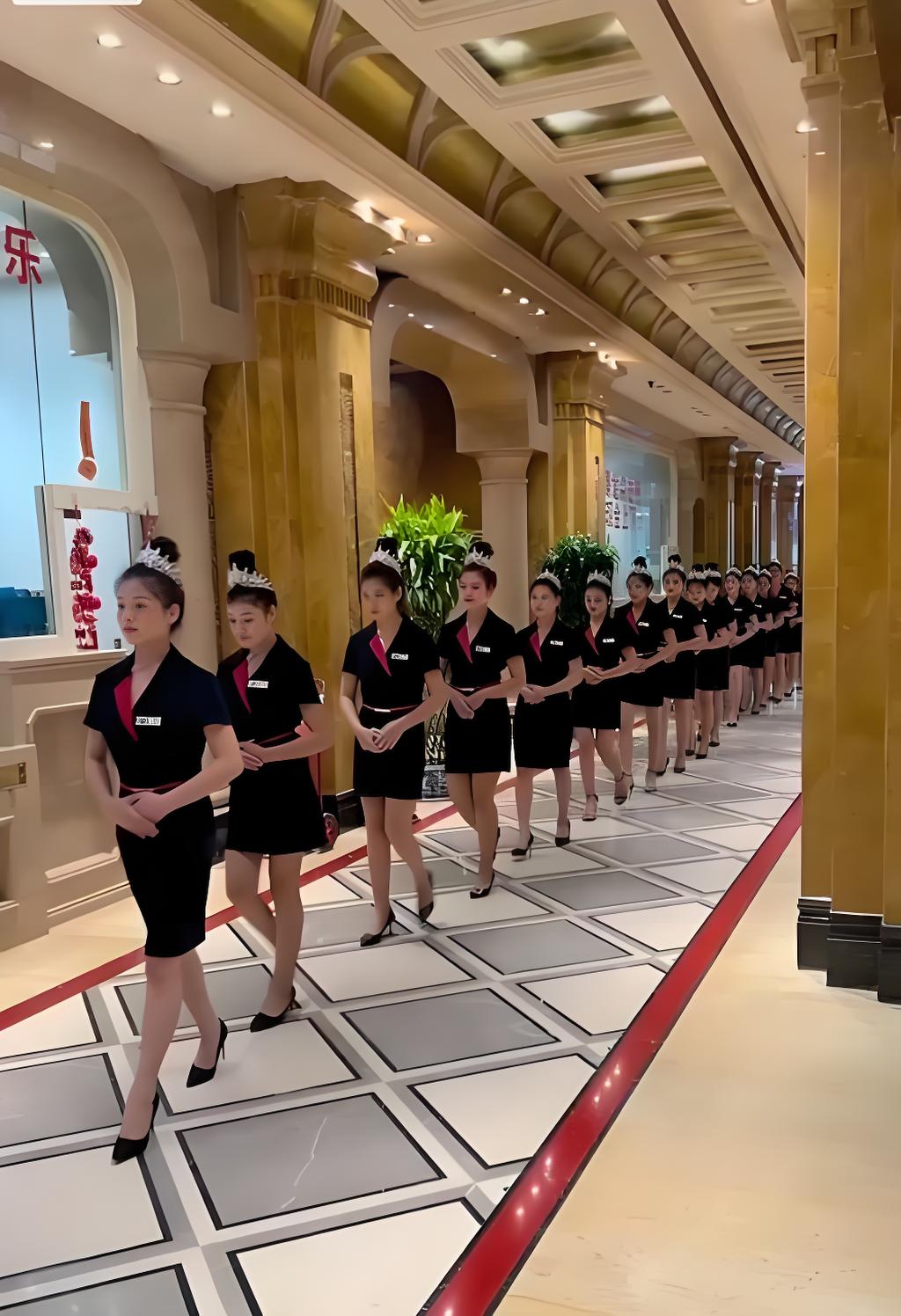 腾龙游戏团队与创作环境